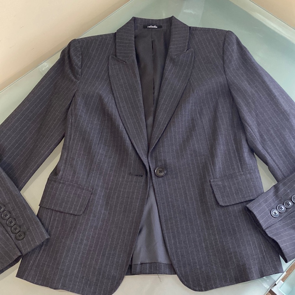 Rafaella Blazer Rafaella Gray Pinstripe Hourglass Structured Blazer Size 8